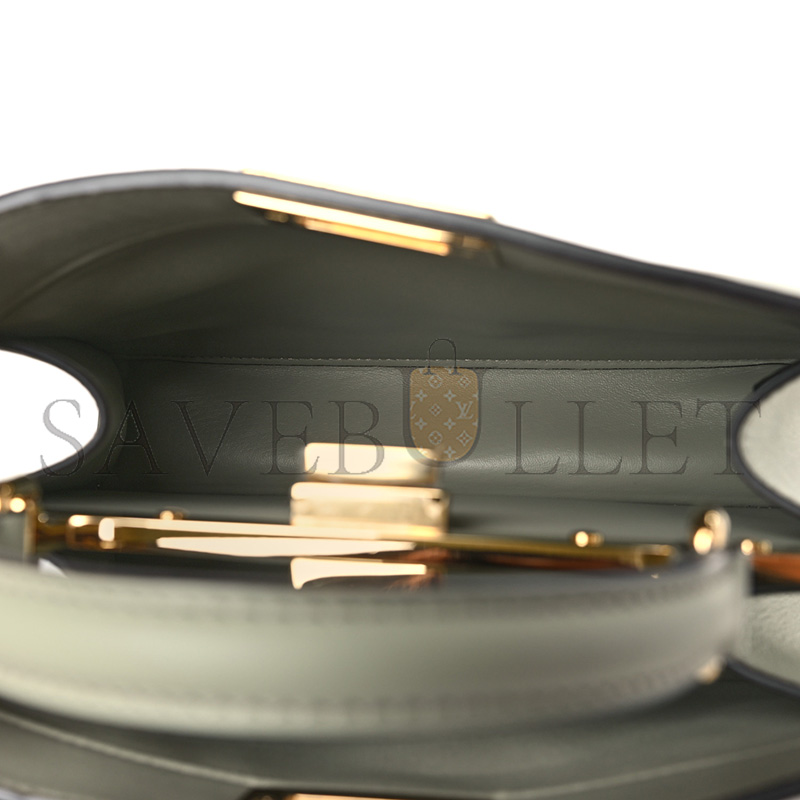 F**di peekaboo i see u satchel green tea (20*15*11cm)